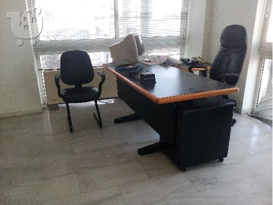 PoulaTo: Γραφείο γωνιακό+2 καρέκλες,ιταλικό design,super τιμή 100 ευρώ!!!