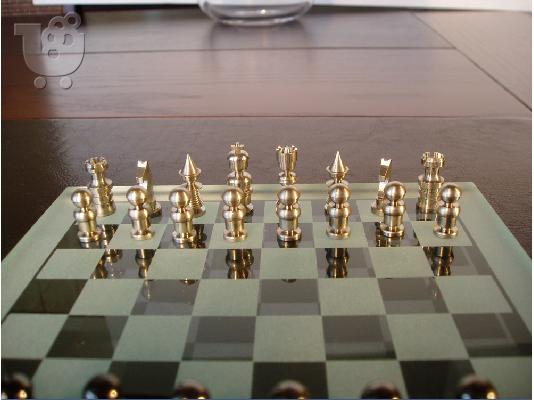 Σκάκι Γυάλινο Χειροποίητο Πιόνια Ορειχάλκινα Ακρίβεια Κοπής 0,001mm Tορνοφρέζα Ωρολογοποιΐ...