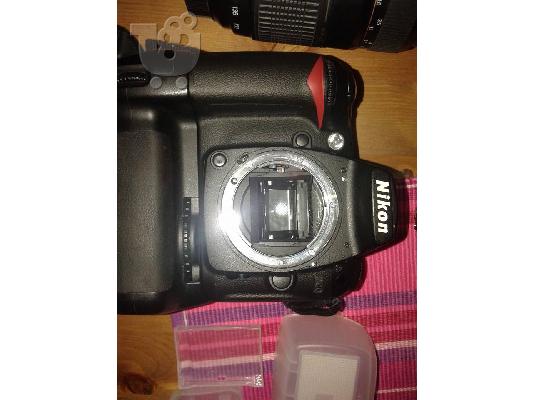 Nikon D90 full extra με φλας 2 φακούς baterry pack και άλλα